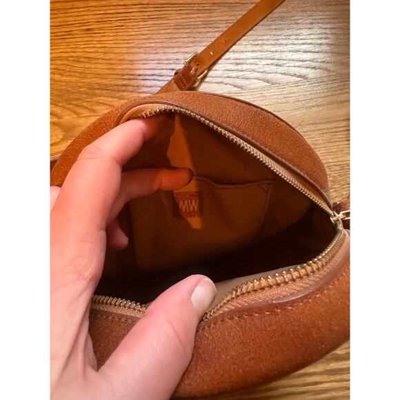 MOST WANTED Woven Canteen Leather Contrast Circle Crossbody Bag - Picture 4 of 7